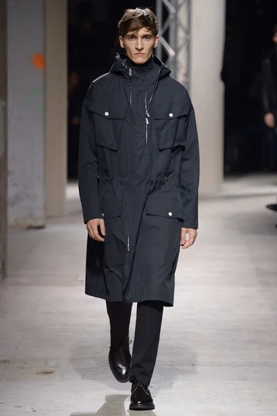 Look 23